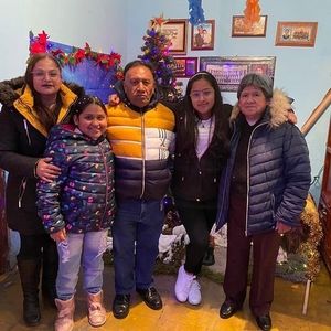 Meet your Posher, Hugo hiram